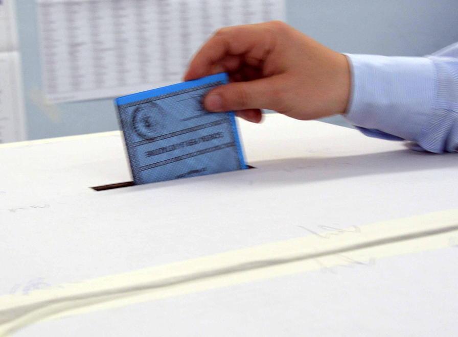 Seggi aperti dalle 7 fino alle 23 Ammesse le preferenze e il voto disgiunto