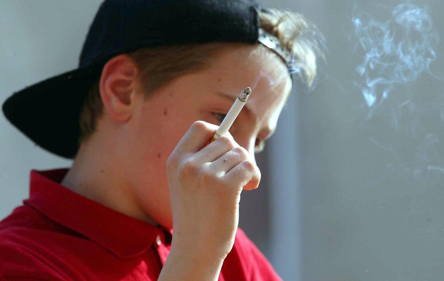 Adolescenti e tabagismo, i dati non allarmano 