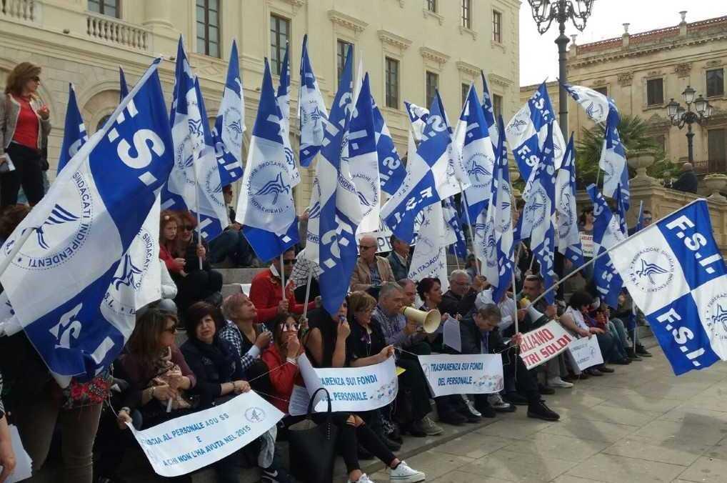 «Arpas assume senza concorsi» 