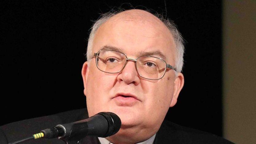 Il vescovo: il Duomo paga l’inquinamento