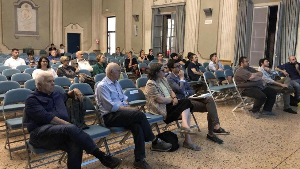 Scuola nuova, nel progetto sei aule in più e 4 entrate