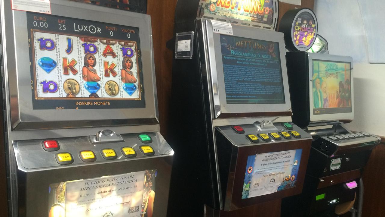 Rapina da 5mila euro a una cinese che gestisce videogiochi