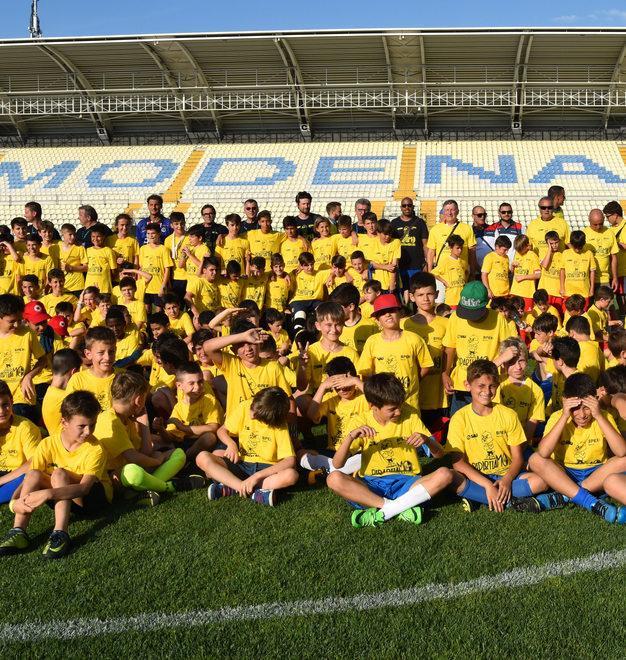 Salerno: «Che bello l’inno in dialetto» 