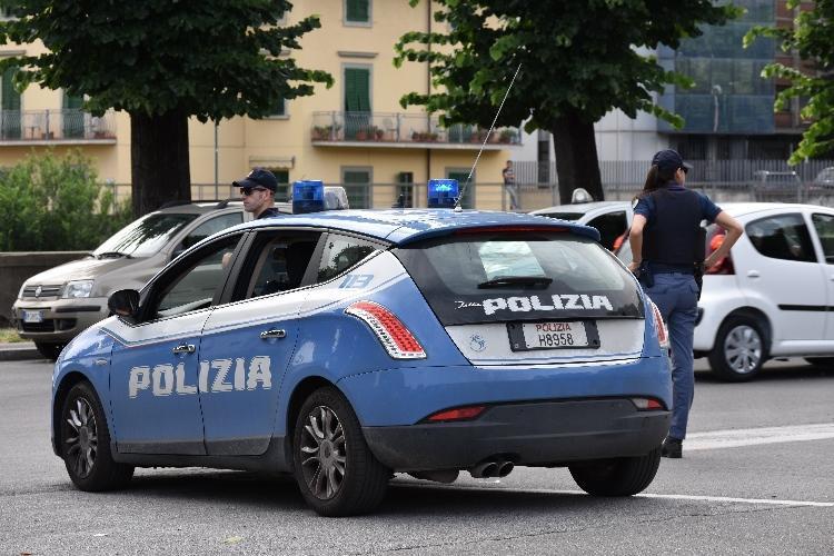 Un controllo della polizia in centro