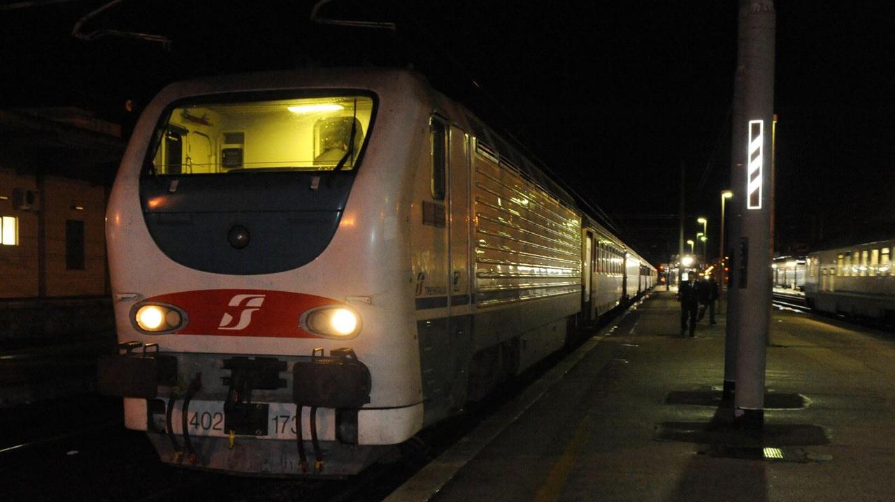 Ferrovie, ritardi e disagi per un guasto sulla linea Grosseto - Livorno
