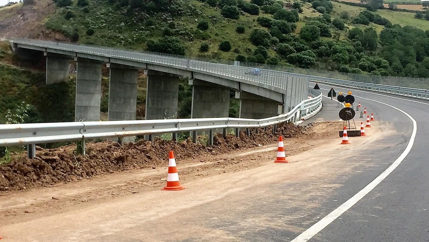 Cedimenti nel viadotto inaugurato da pochi mesi 