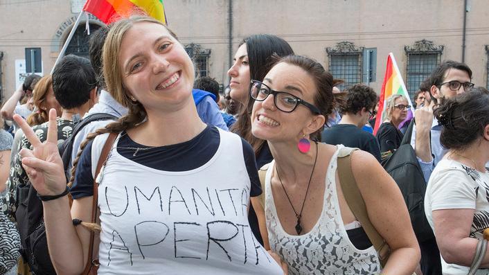 Modena, sfila la protesta contro i porti chiusi