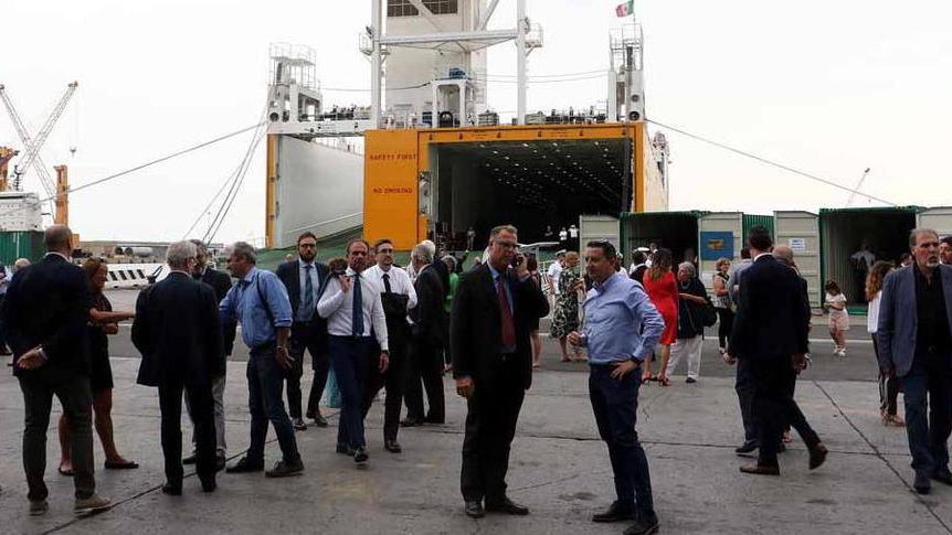 Una nave nuova di zecca per la festa della Grendi