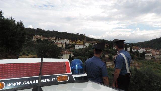 Una pattuglia dei carabinieri in servizio di prfevenzione