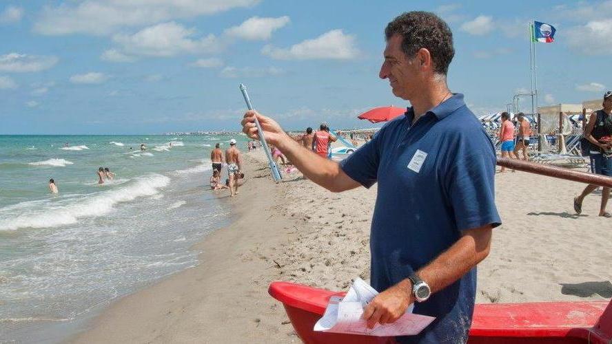 Esiste un piano B per salvarci dai divieti di balneazione