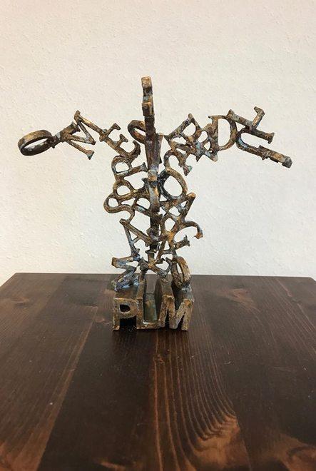 Ecco la scultura che sarà il trofeo del premio letterario