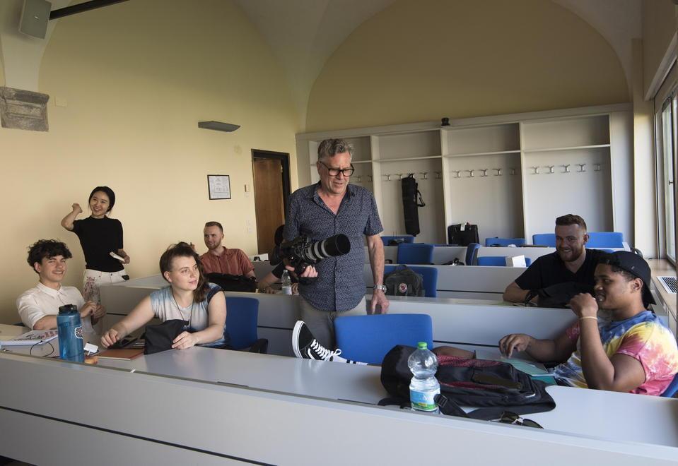 «Lucca è la più bella. E io insegno qui» 