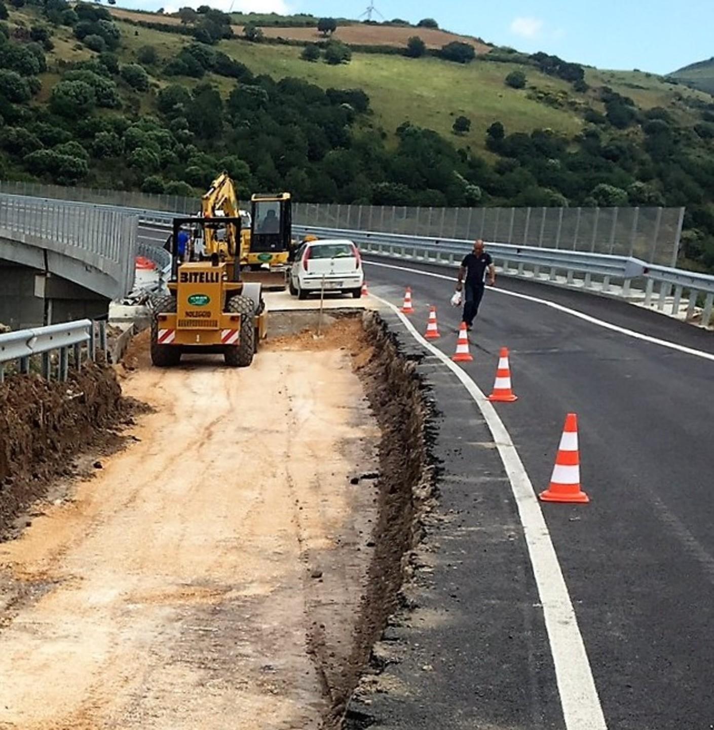 Strada Anglona nuova di zecca franata a causa delle forti piogge