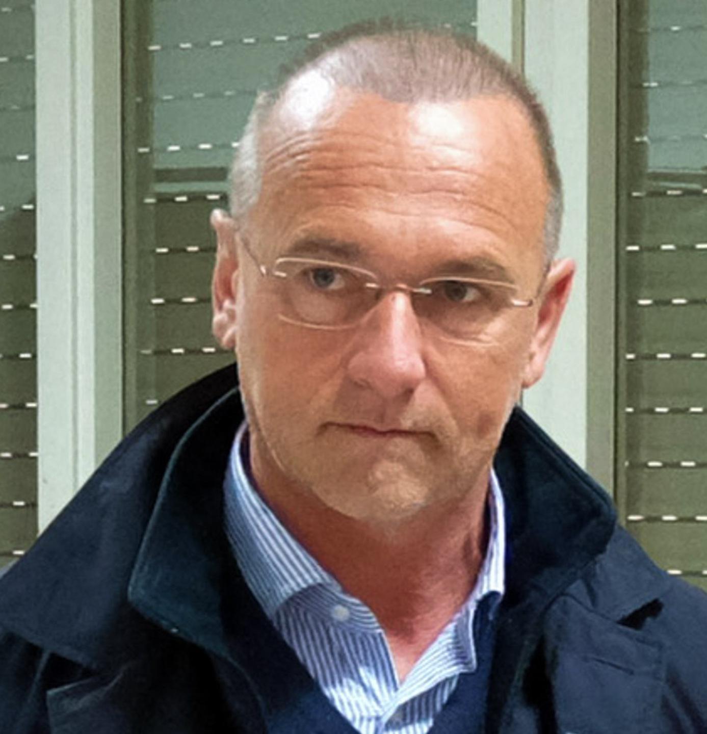 Argiolas: sto col ministro serve una legge sugli hotel 