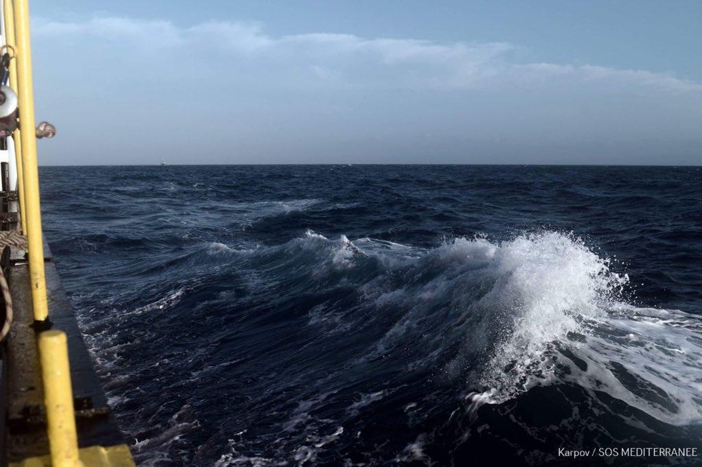 La foto pubblicata su twitter da Sos Mediterranée