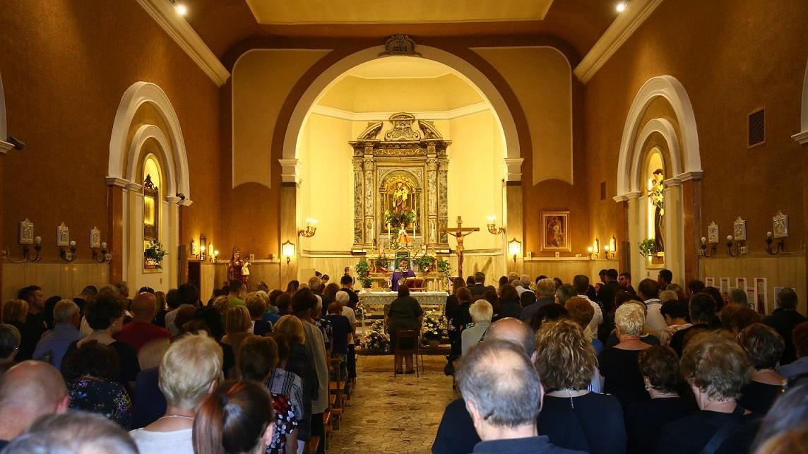 Chiesa gremita a San Giuseppe per l'addio a Cinzia Bonafè