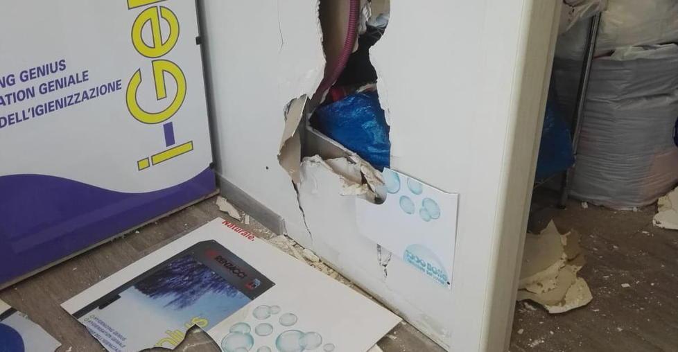 Raid dei banditi nella lavanderia Sc 