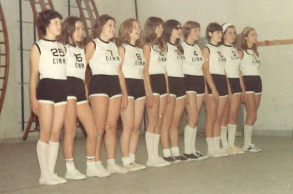 La formazione della Vbc al debutto agonistico nella stagione 1969/70 