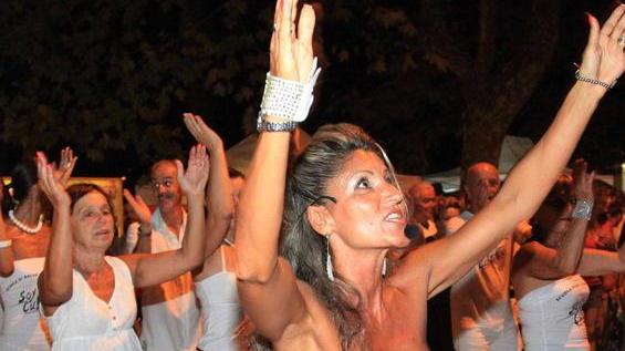 Notte bianca in Passeggiata Spettacoli e negozi aperti