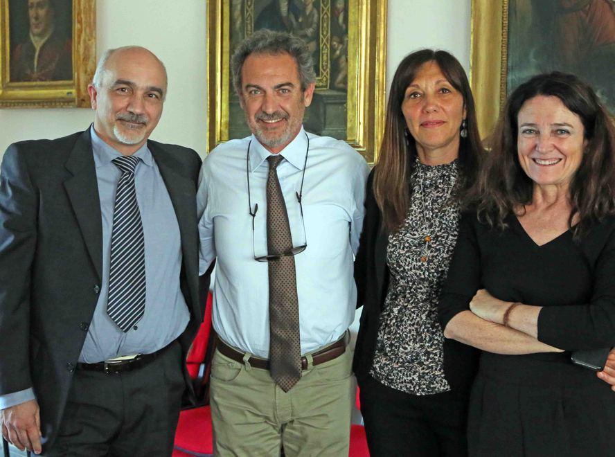 «Quella dirigente non ha i requisiti» 