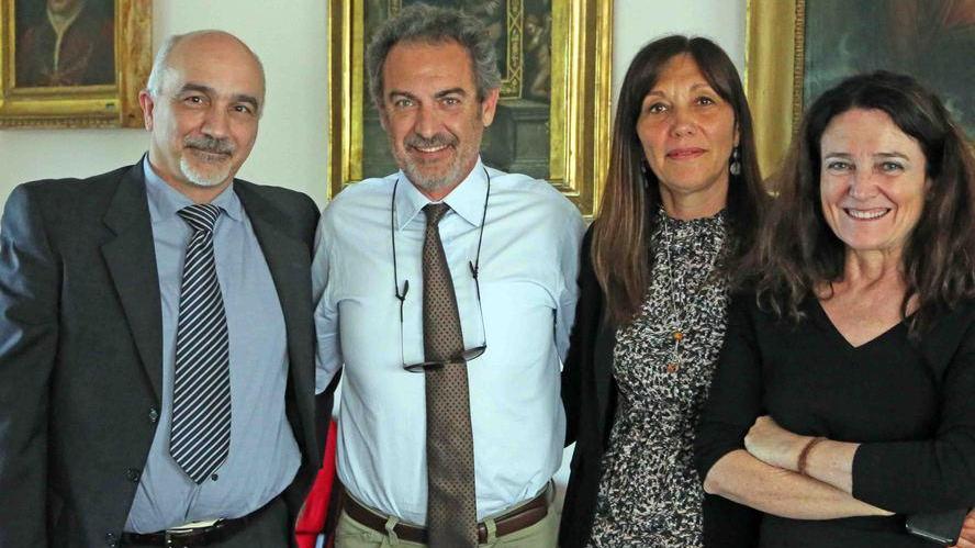 «Quella dirigente non ha i requisiti»