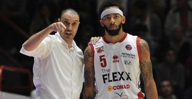 Petteway atterra in casa Dinamo 