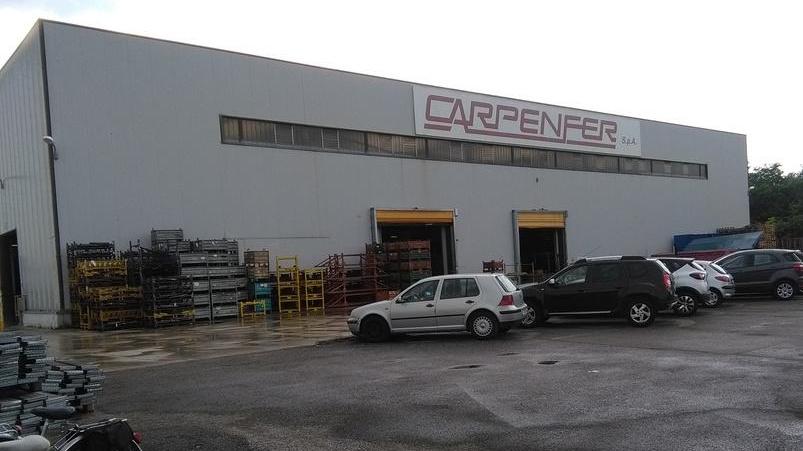 Allarme incendio alla Carpenfer