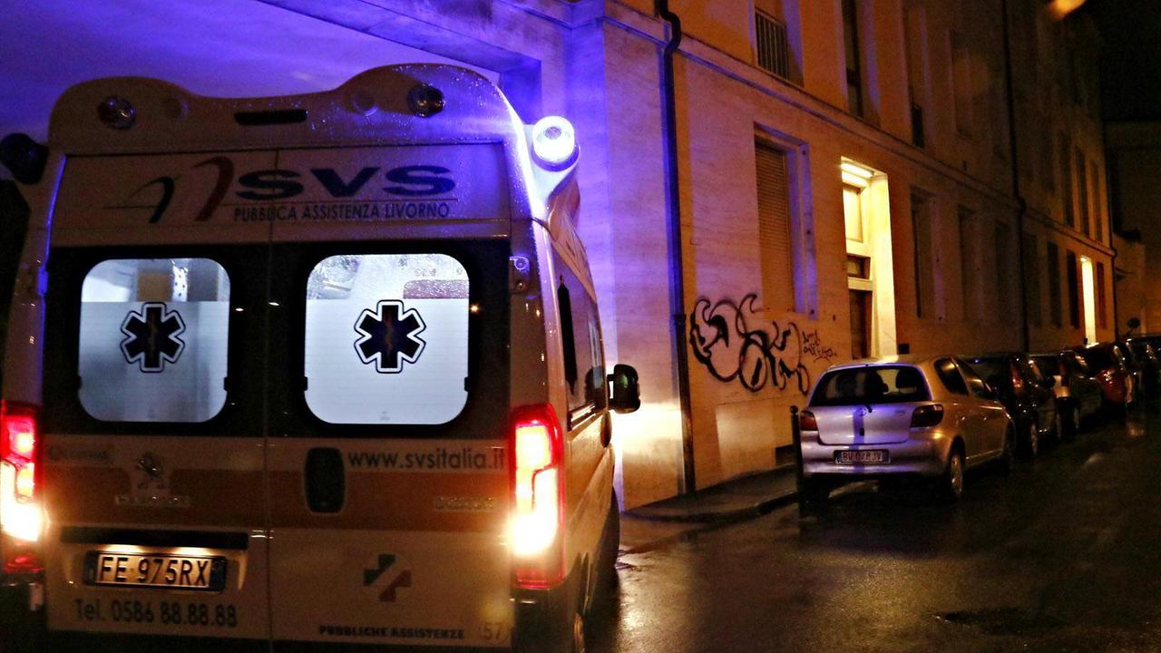 Trovata senza vita in strada: aveva 50 anni