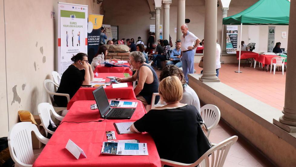 In 700 vanno a caccia di 40 posti boom dell’evento agli Agostiniani 