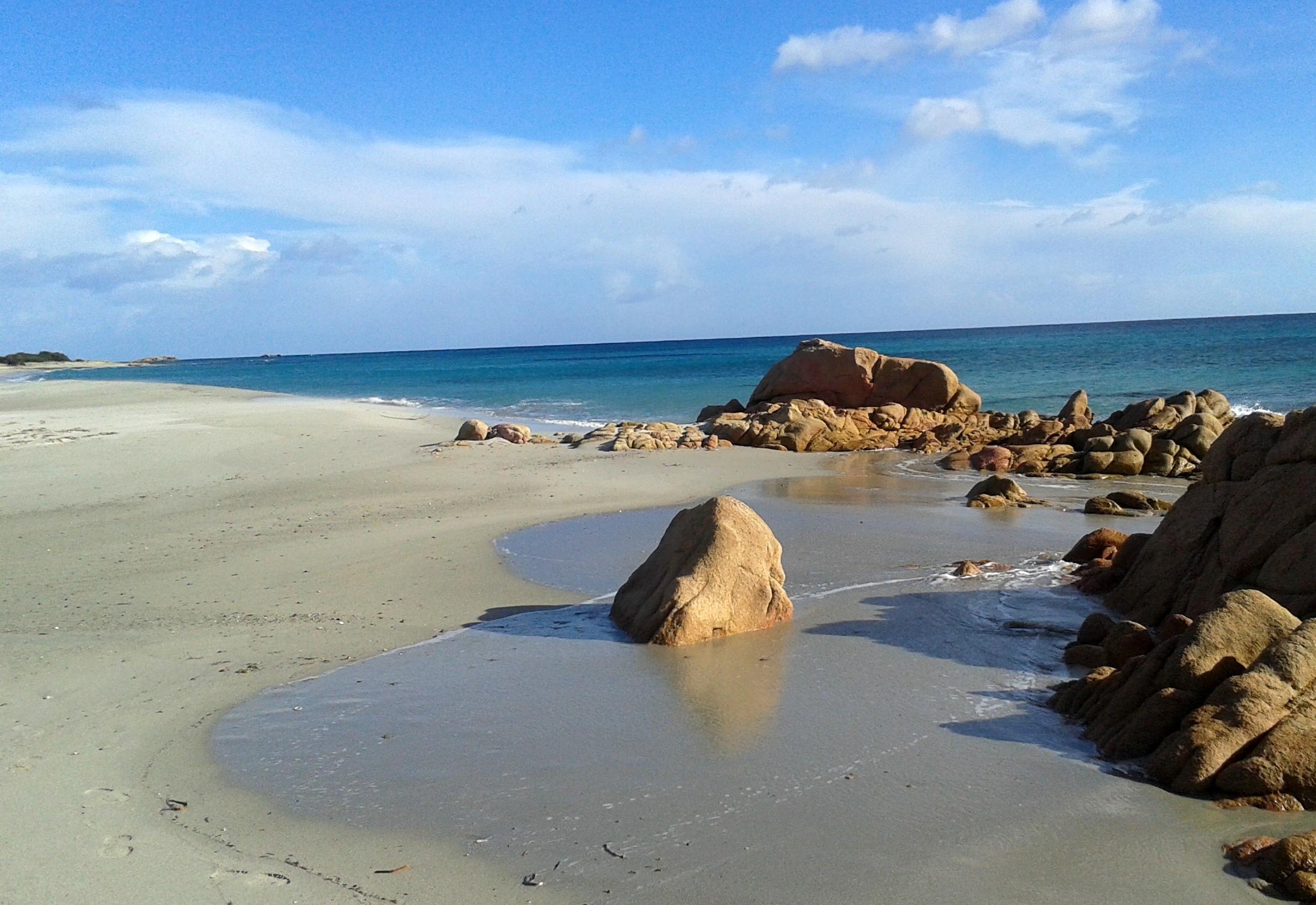 Una spiaggia di Posada