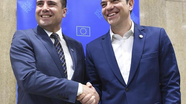 Macedonia-Grecia, domenica firma accordo