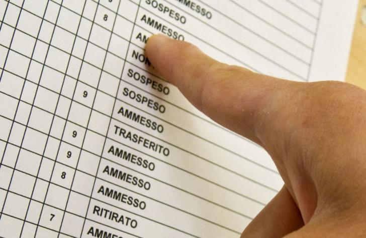 Scuola, dietro le quinte di scrutini e pagelle