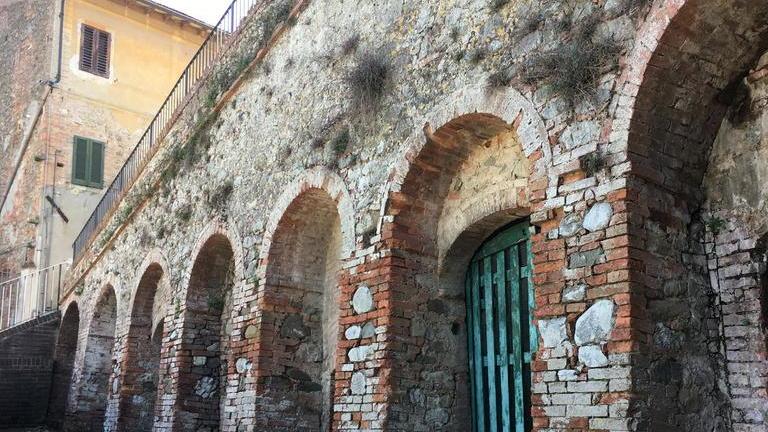 Gli ipogei raccontati in un libro