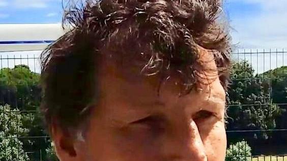«La faccio finita» e si uccide in Arno