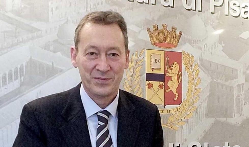 Questore ferito in uno scontro, grave la figlia
