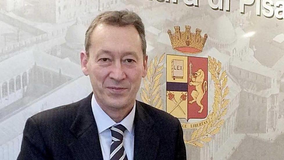 Questore ferito in uno scontro, grave la figlia