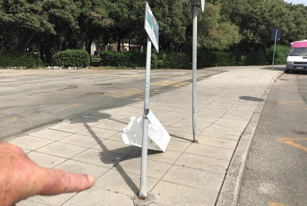 In scooter contro un palo all’ospedale due ragazze 