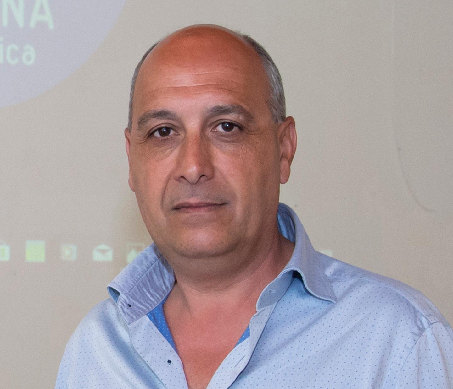 Ruspe al lavoro nell’ex albergo Esit 