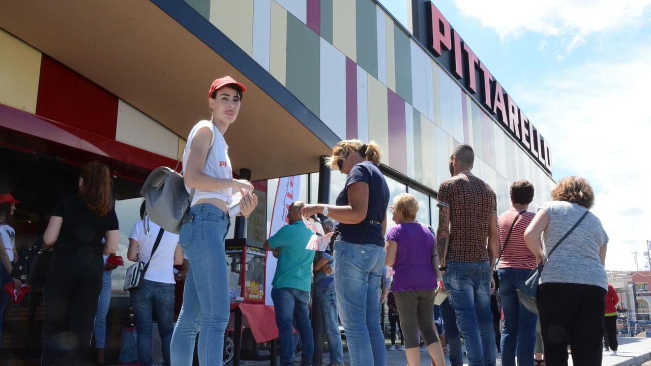 Inaugurati altri due nuovi maxi store