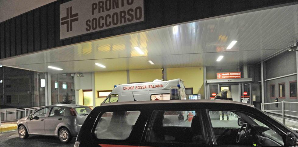 Mamma violenta picchia la figlia di 14 anni 