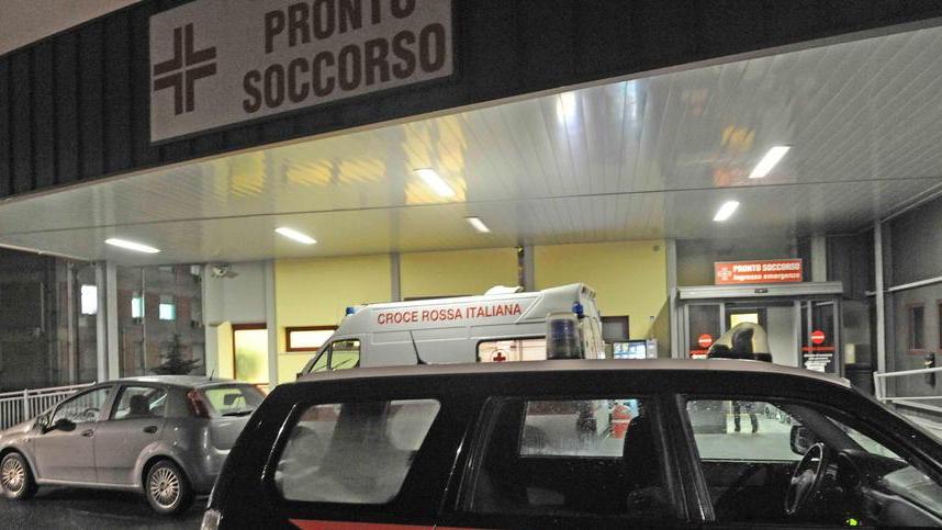 Mamma violenta picchia la figlia di 14 anni