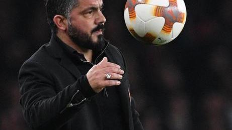 Milan, Li parla bene ma non mette i soldi «Tutto ok entro il 28»