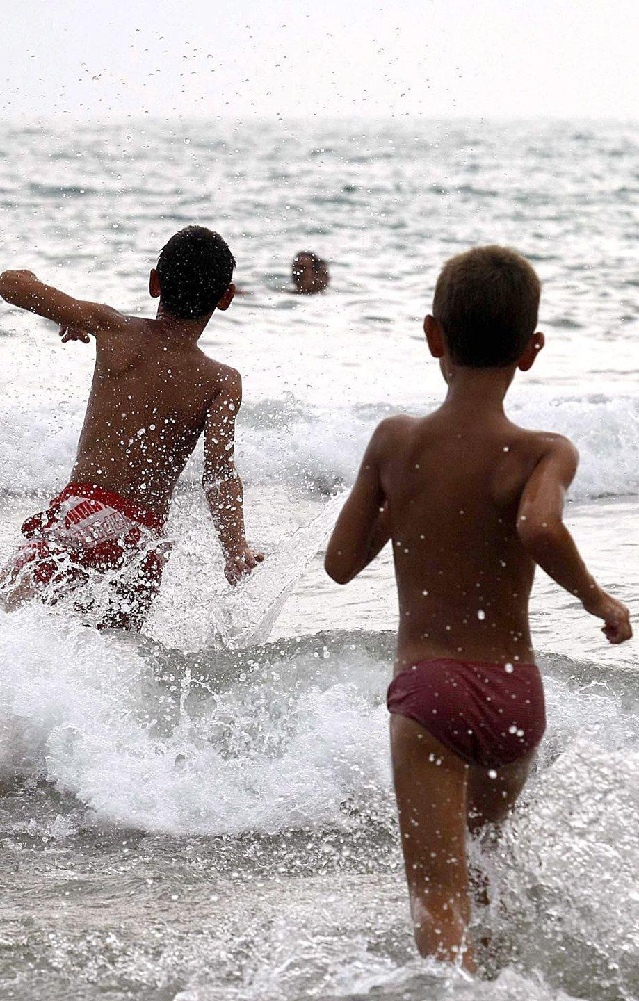 Ecco le 12 regole d’oro per i bambini in vacanza