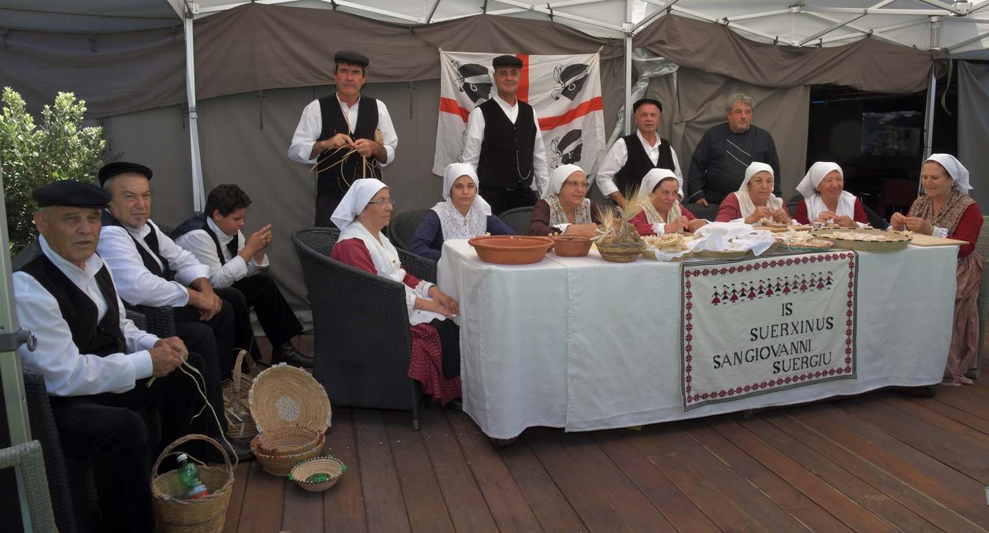 Fregola, polpo e cozze il menu di Clooney 