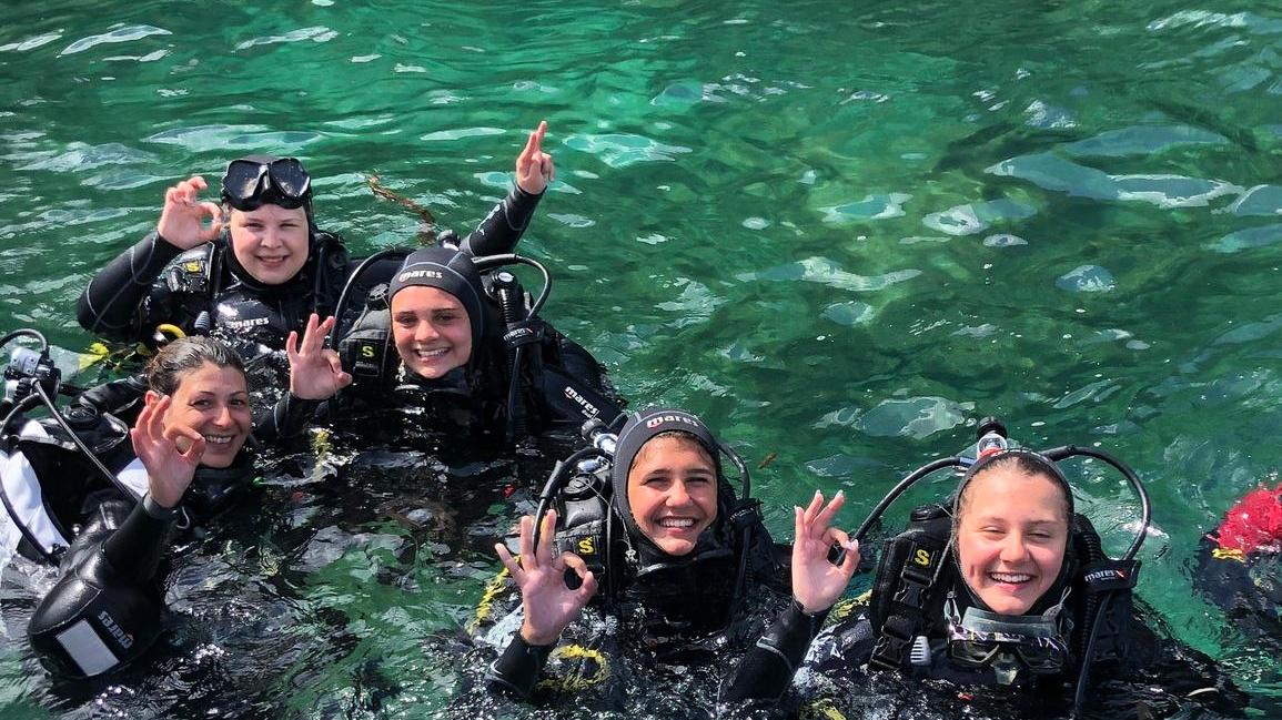 A Bosa, tuffi e didattica per i ragazzi di Palazzolo sull’Oglio