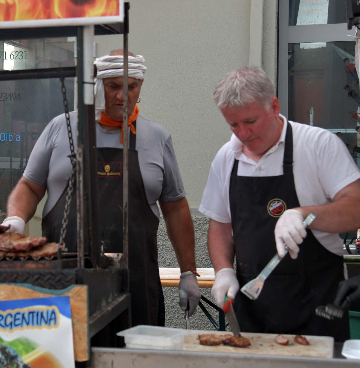 In migliaia nelle piazze per la festa dello street food
