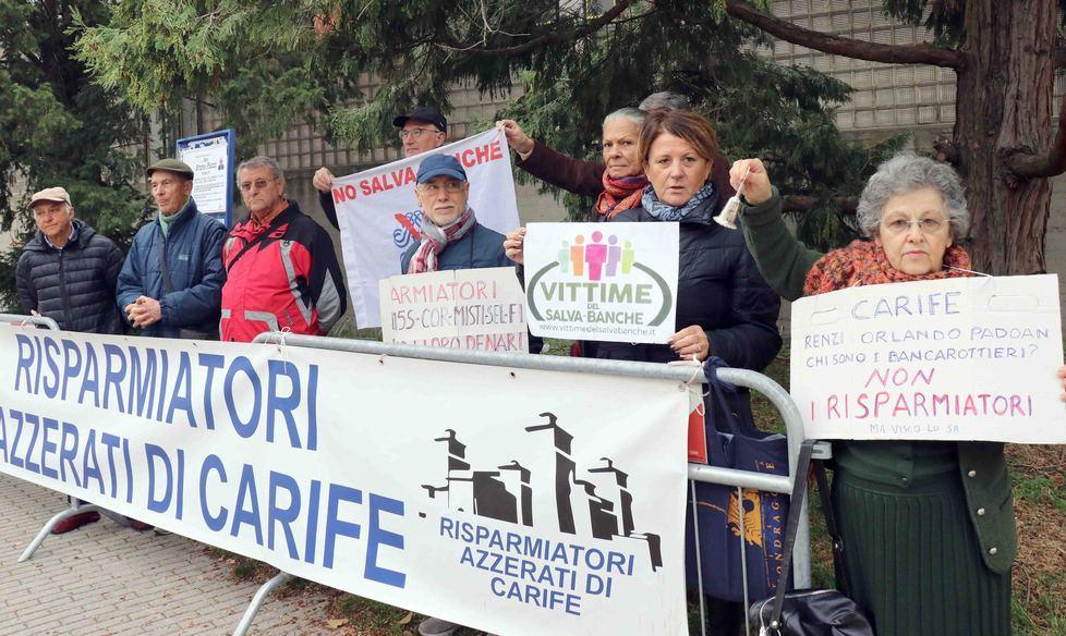Aumento di capitale La Carife va a processo 