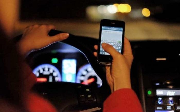 Modena, stop alle telefonate mentre si guida. Nuovi controlli della municipale