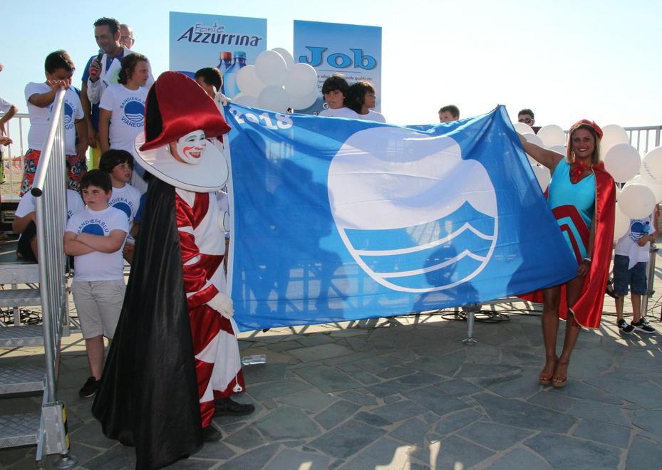 Bandiera blu issata, ma c’è ancora molto da fare