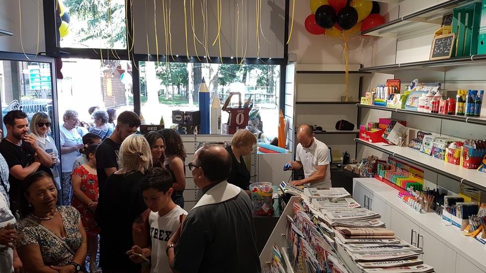 Rinasce a Bibbiano la storica cartoleria Aperta Gommapane